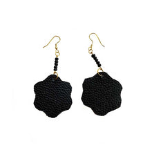 Load image into Gallery viewer, kreassions.com Leather-earring-black-flower
