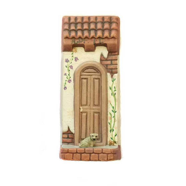 Wall Plaque Dog House Hand Painted - kreassions.com
