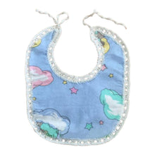 Baby bib with cloud and stars pattern flannel fabric and crochet edge - kreassions.com