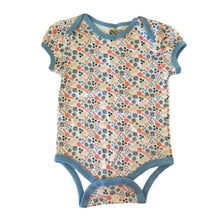 Floral-patterned baby onesie with blue trim - kreassions.com