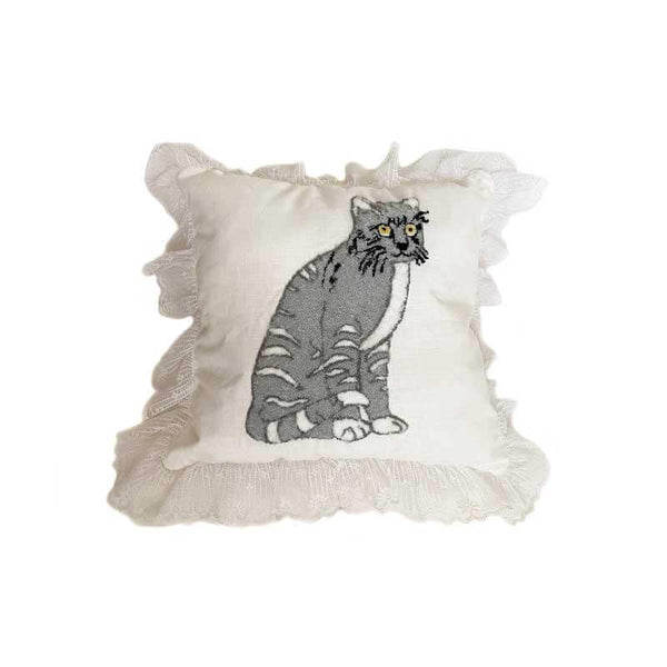 Cat Embroidery punch needle PIllow - kreassions.com