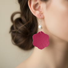  Leather-earring-pink-flower-2-kreassions.com