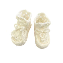baby booties crochet 0-3 months Baby Layette Outfit Gift Set -  kreassions.com